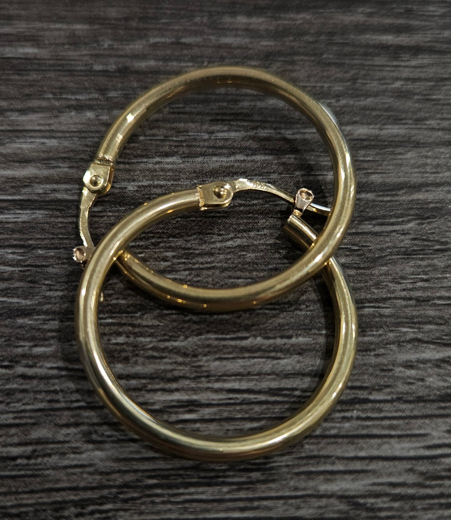 10Kt Gold 23mm Hoop Earrings