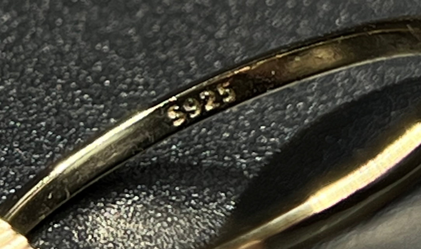 925 Sterling Silver Red Solitaire Ring