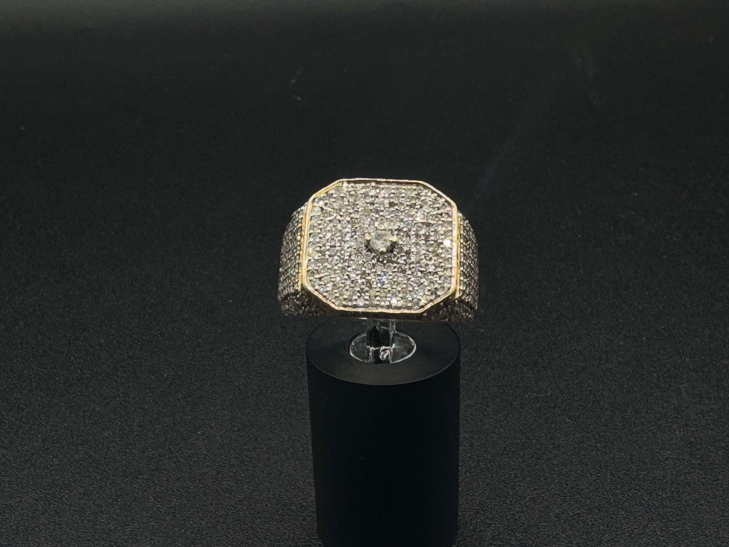 10Kt Gold Diamond Ring