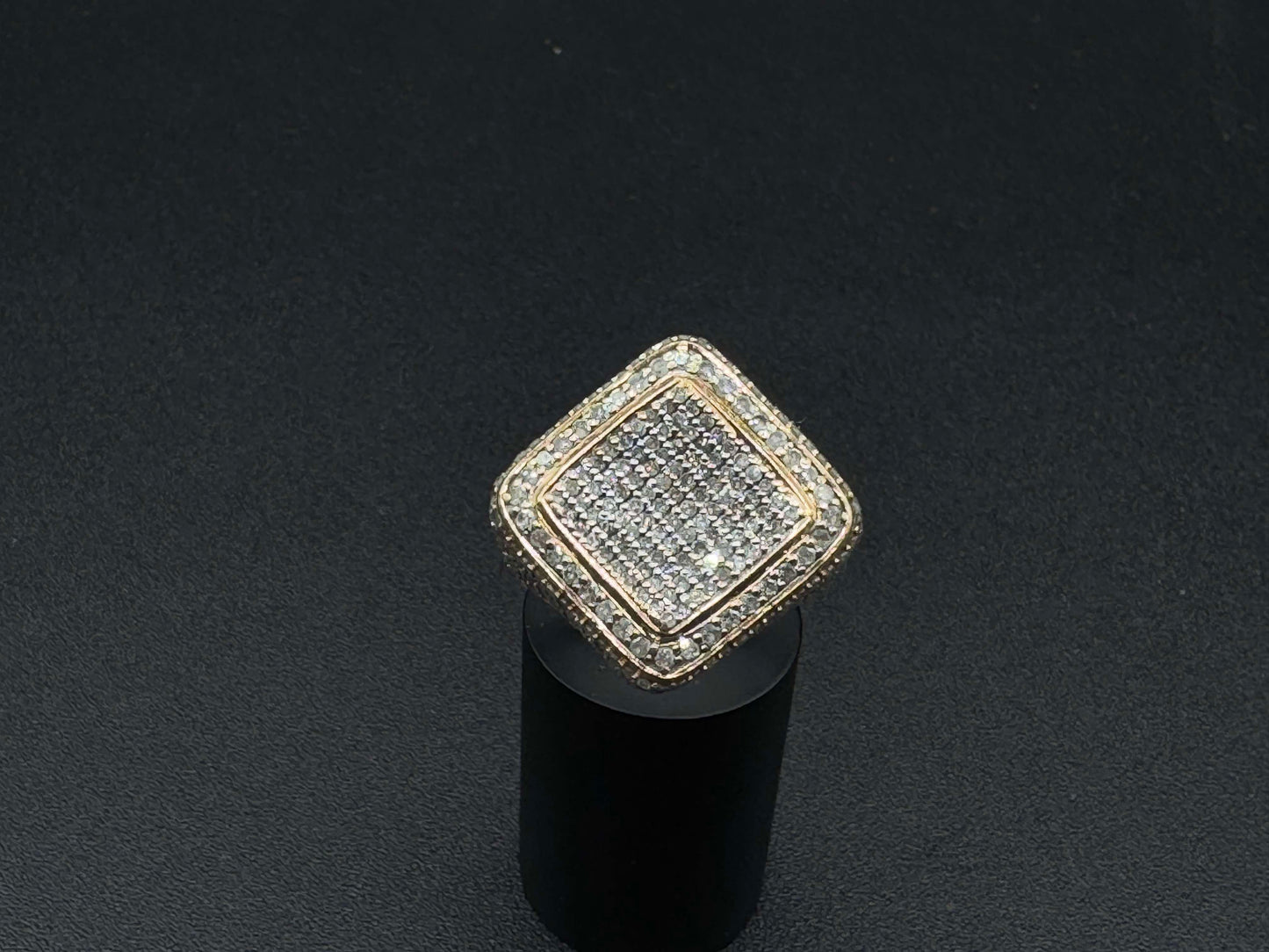 10Kt Gold Diamond Ring