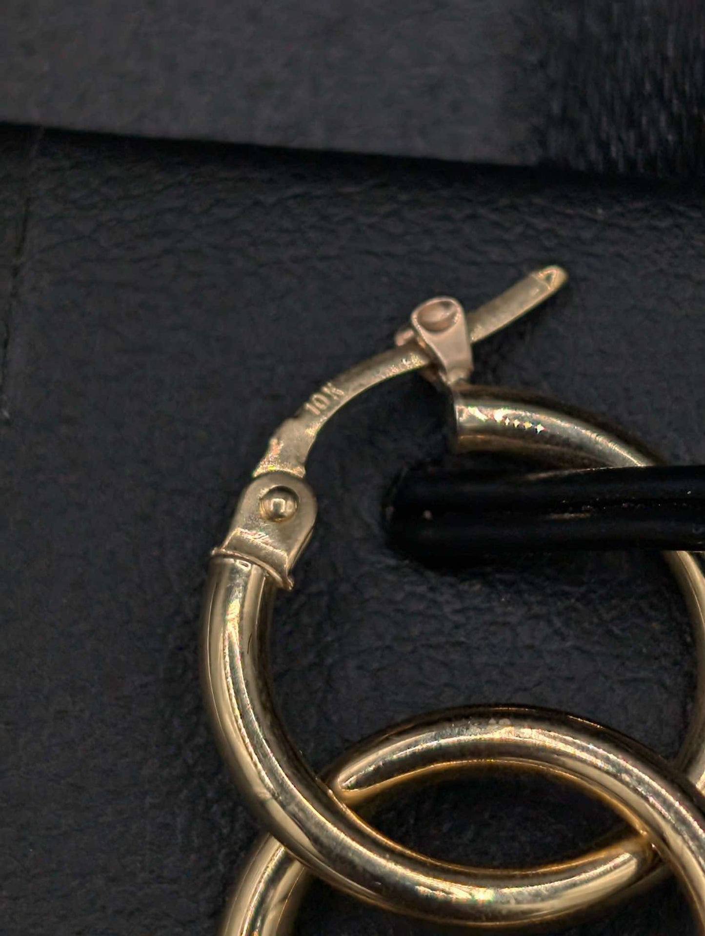 10Kt Gold 15.7mm Hoop Earrings