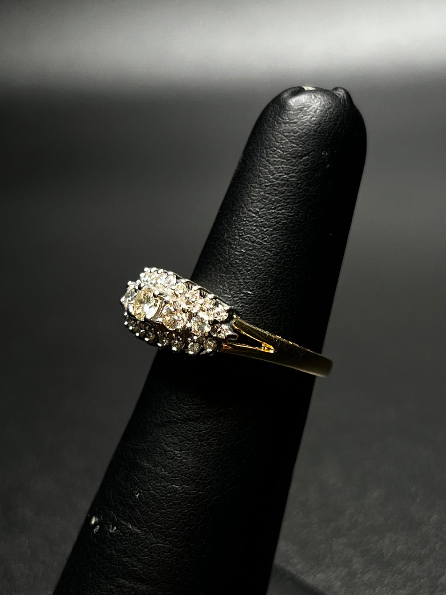 14Kt Gold Diamond Ring