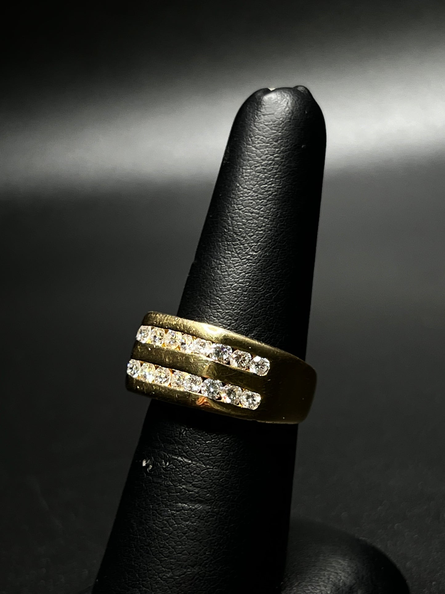 14Kt Gold Diamond Ring