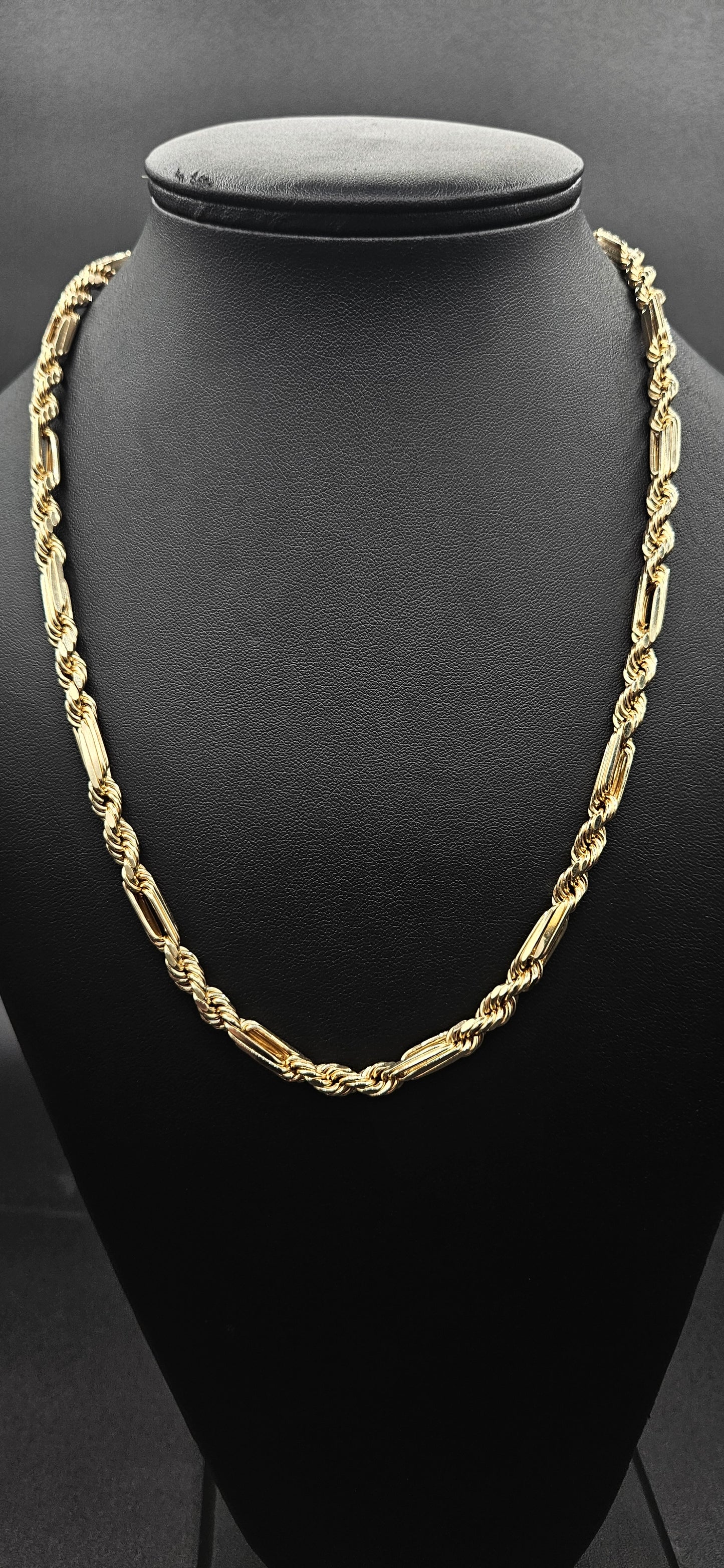 10Kt Gold 22" 6mm Figaro/Rope Link Chain