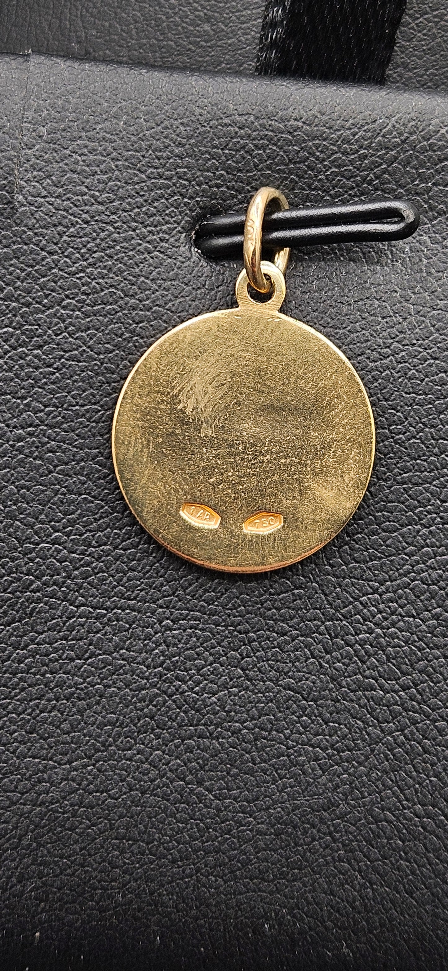 18Kt Gold Custom Pendant