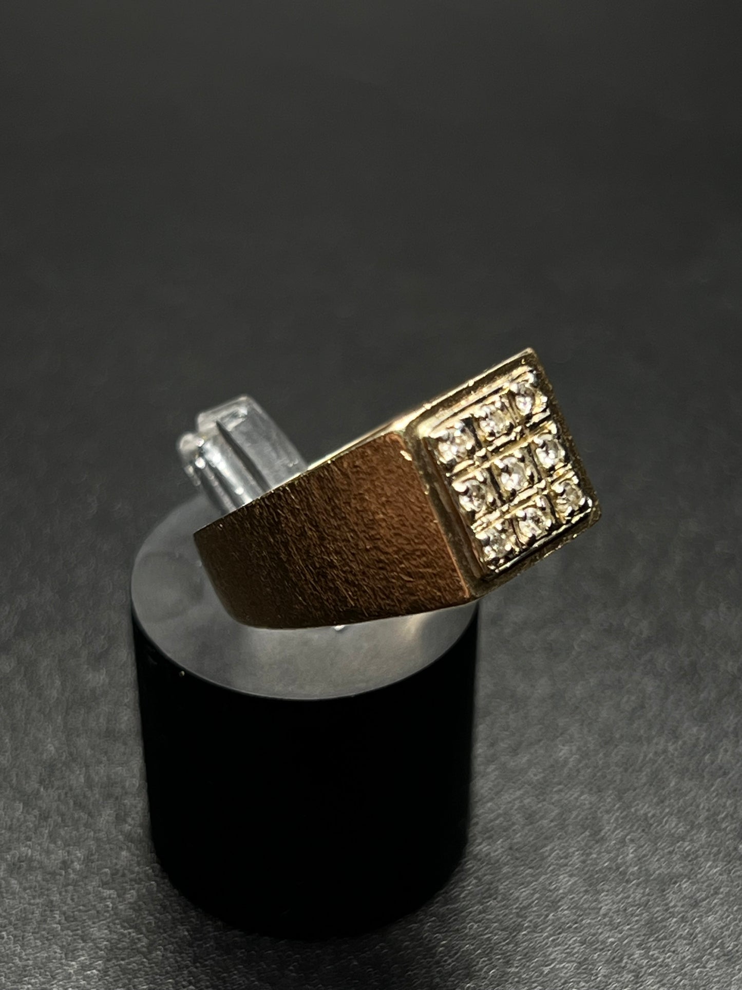 10-14Kt Gold Square Ring