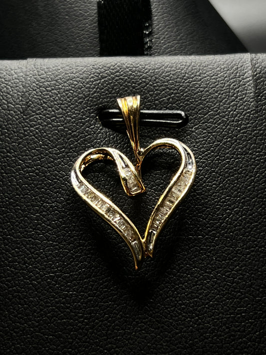 10Kt Gold Baguette Heart Pendant