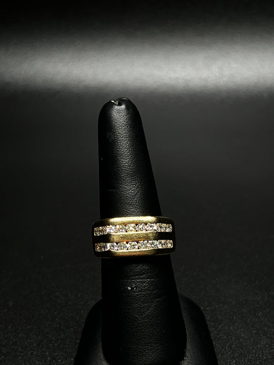 14Kt Gold Diamond Ring