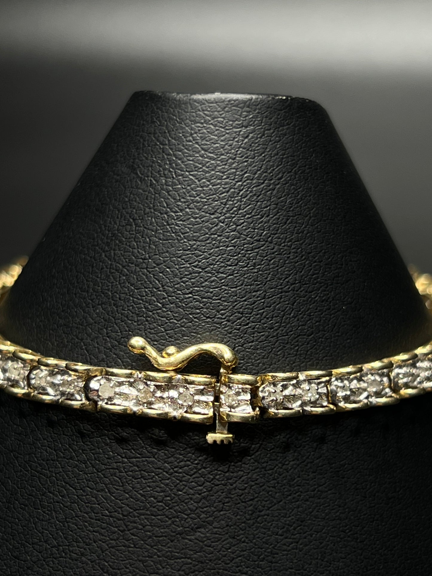 10Kt Gold 7.25" 4mm Single Row Diamond Tennis Bracelet