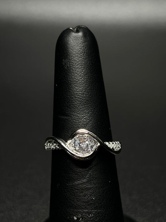 925 Sterling Silver Solitaire Ring