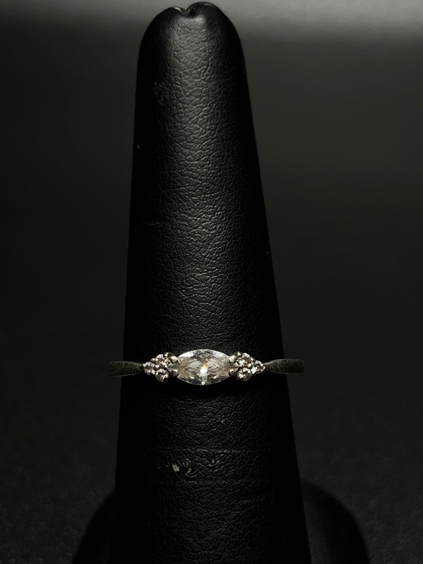 925 Sterling Silver Solitaire Ring