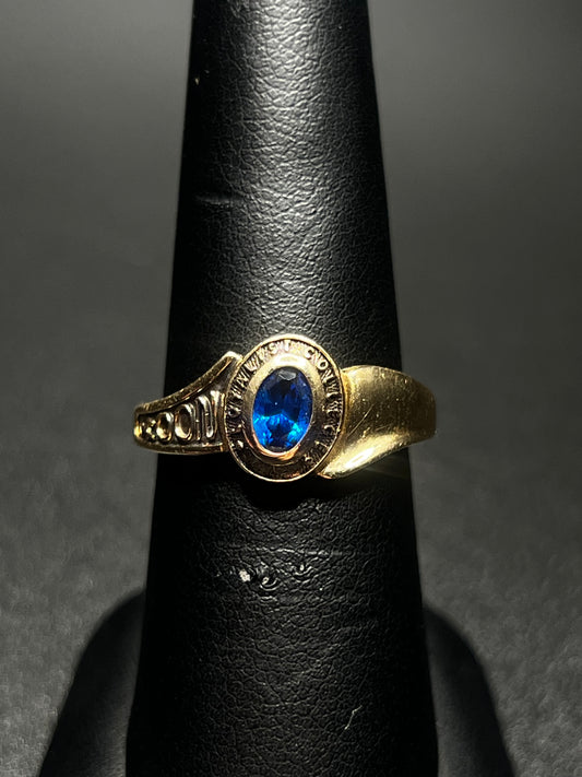 10Kt Gold Blue Sapphire Ring