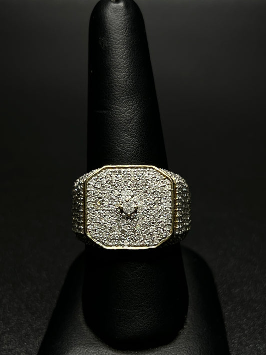 10Kt Gold Diamond Ring