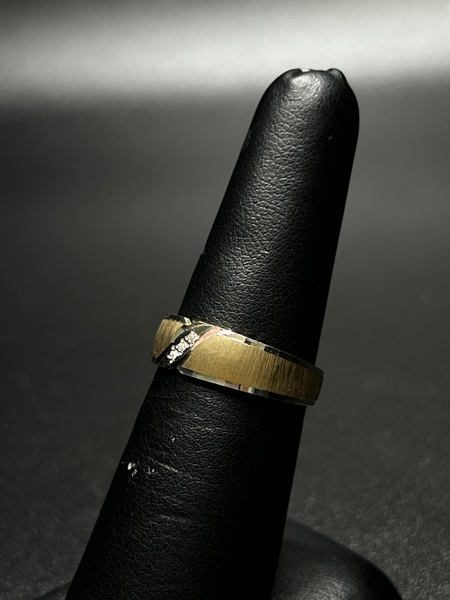 14Kt Gold Diamond Band Style Ring