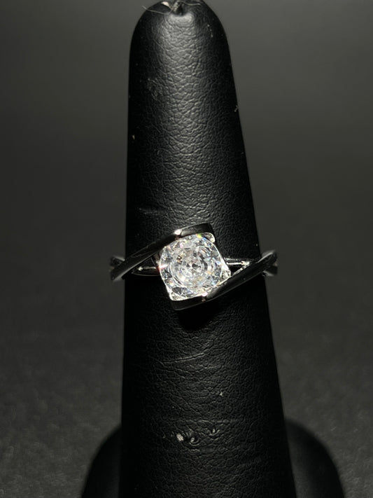 925 Sterling Silver Solitaire Ring