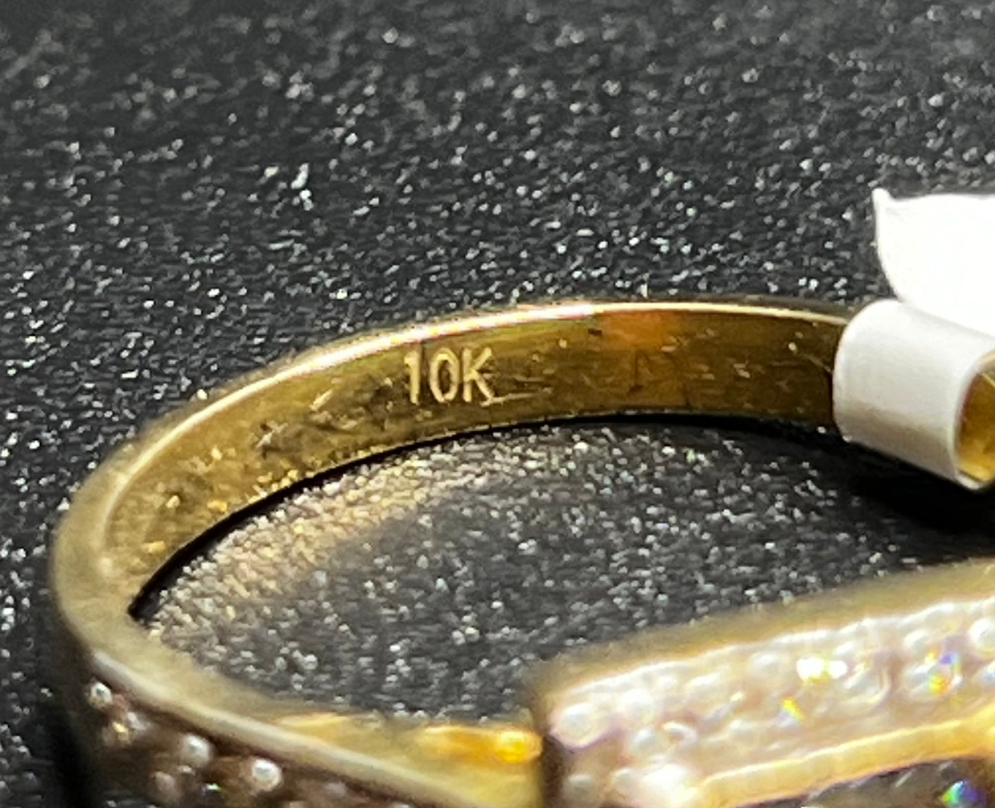 10Kt Gold Diamond Ring