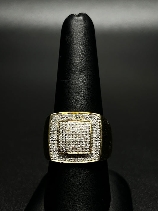 10Kt Gold Diamond Ring