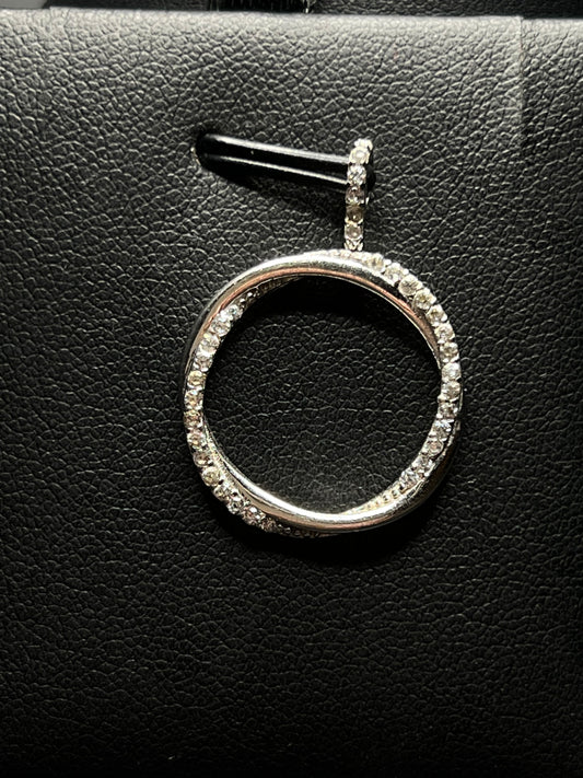 10Kt White Gold “O” Pendant