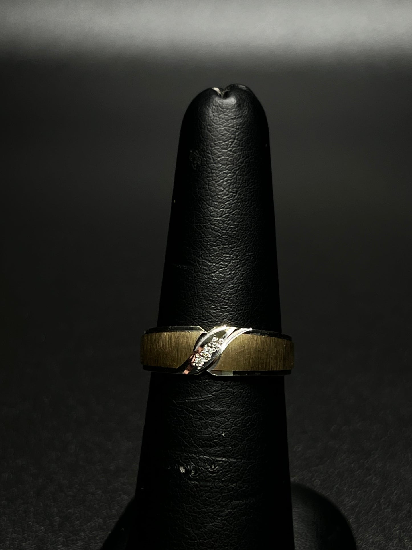 14Kt Gold Diamond Band Style Ring