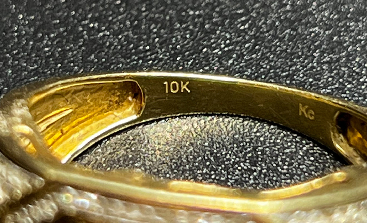 10Kt Gold Diamond Ring