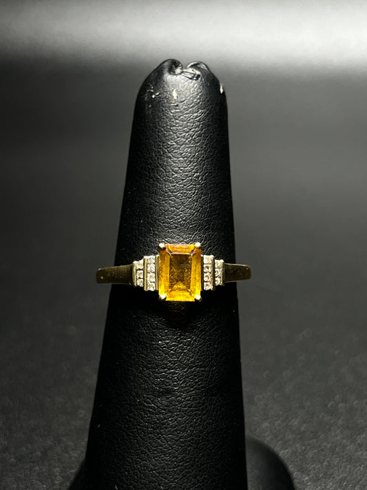 10Kt Gold Emerald Cut Citrine Ring