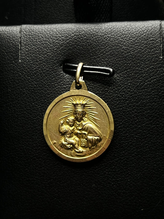 9Kt Gold Double Sided Jesus Pendant