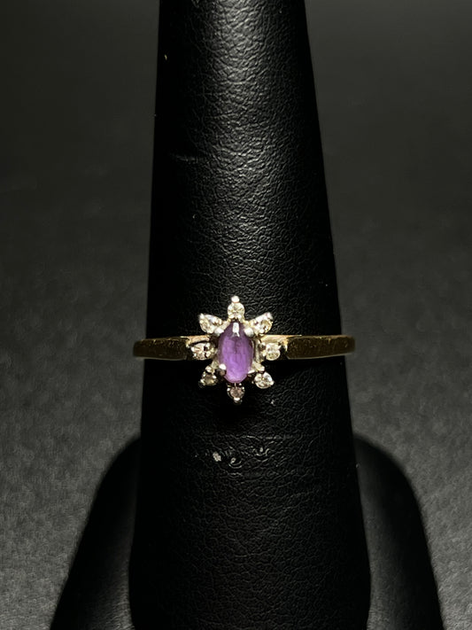 10Kt Gold Diamond Ring