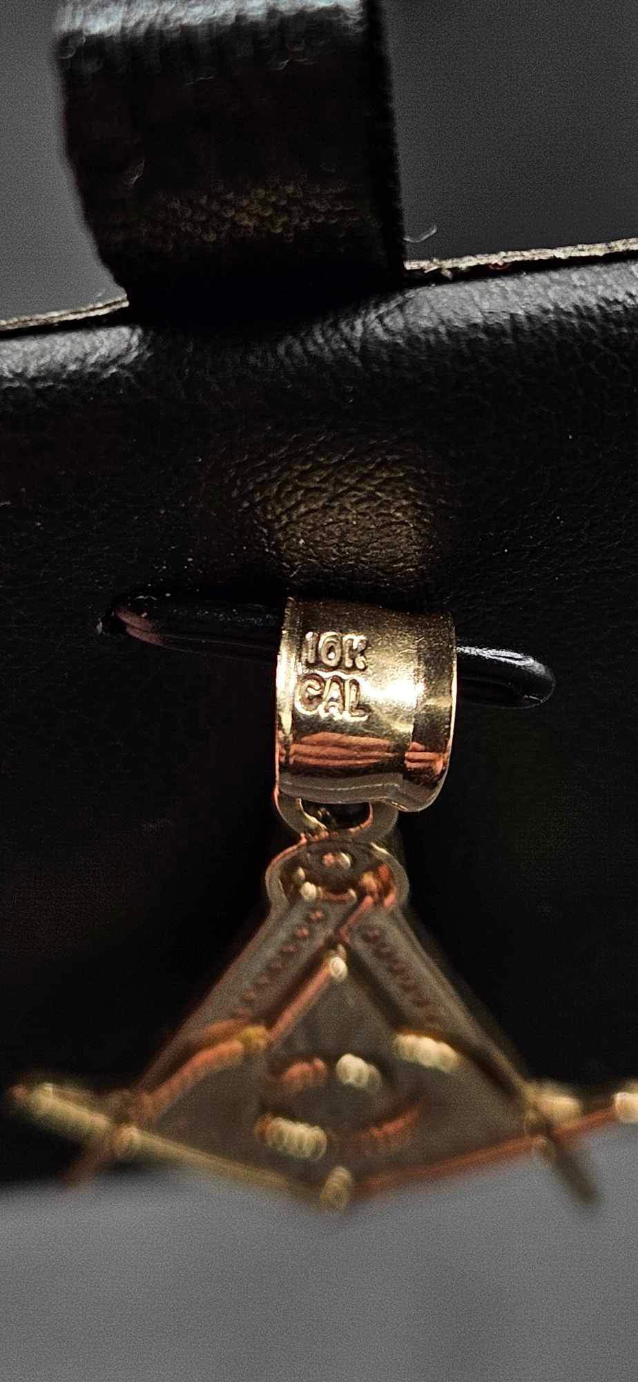 10Kt Gold Masons Pendant