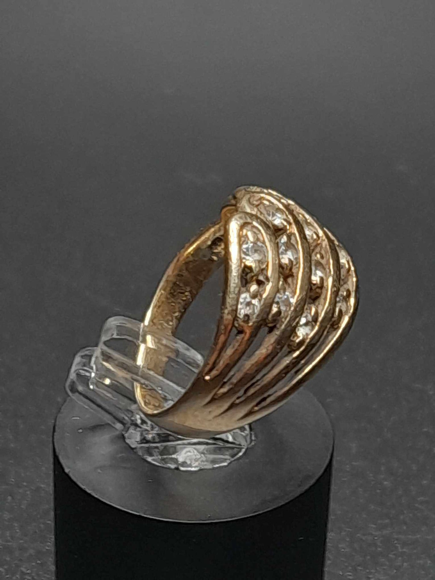 10Kt Gold CZ Ring