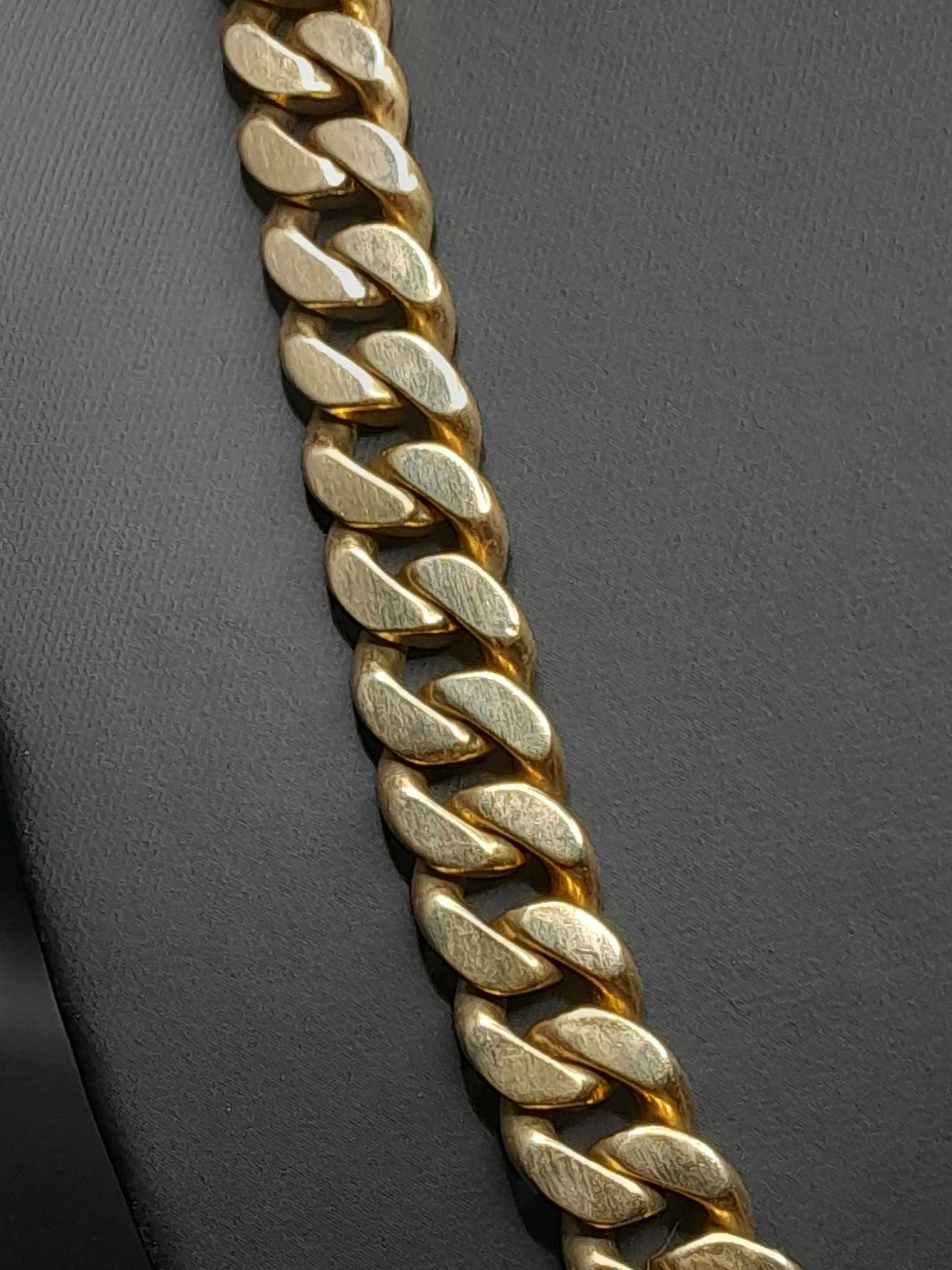 10Kt Gold 26" 10mm Cuban Link Chain