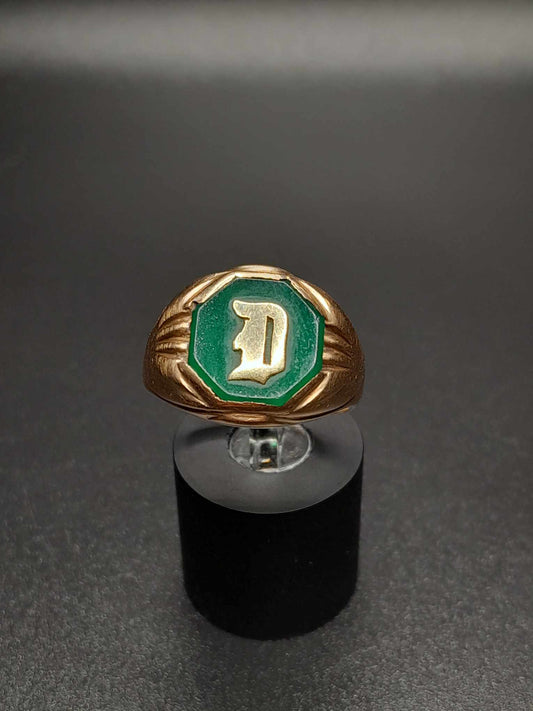 10Kt Gold Green Stone "D" Ring