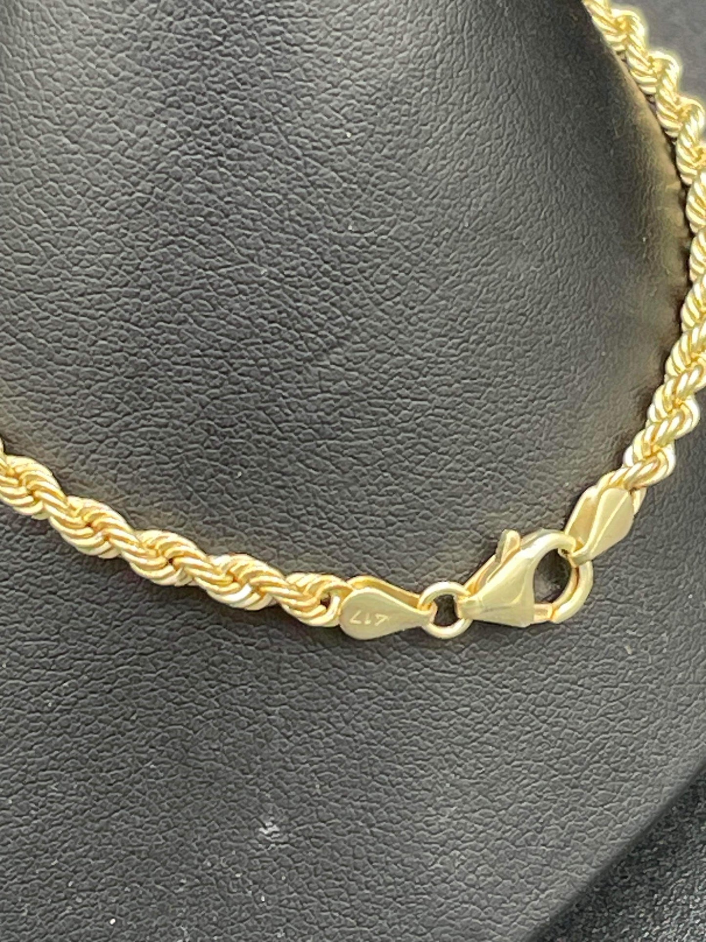 10Kt Gold 8.5” 1.8mm Rope Link Bracelet