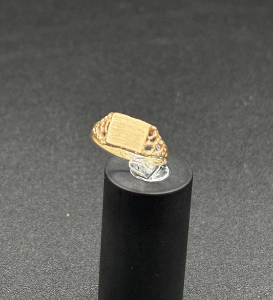 10Kt Gold Engravable Ring