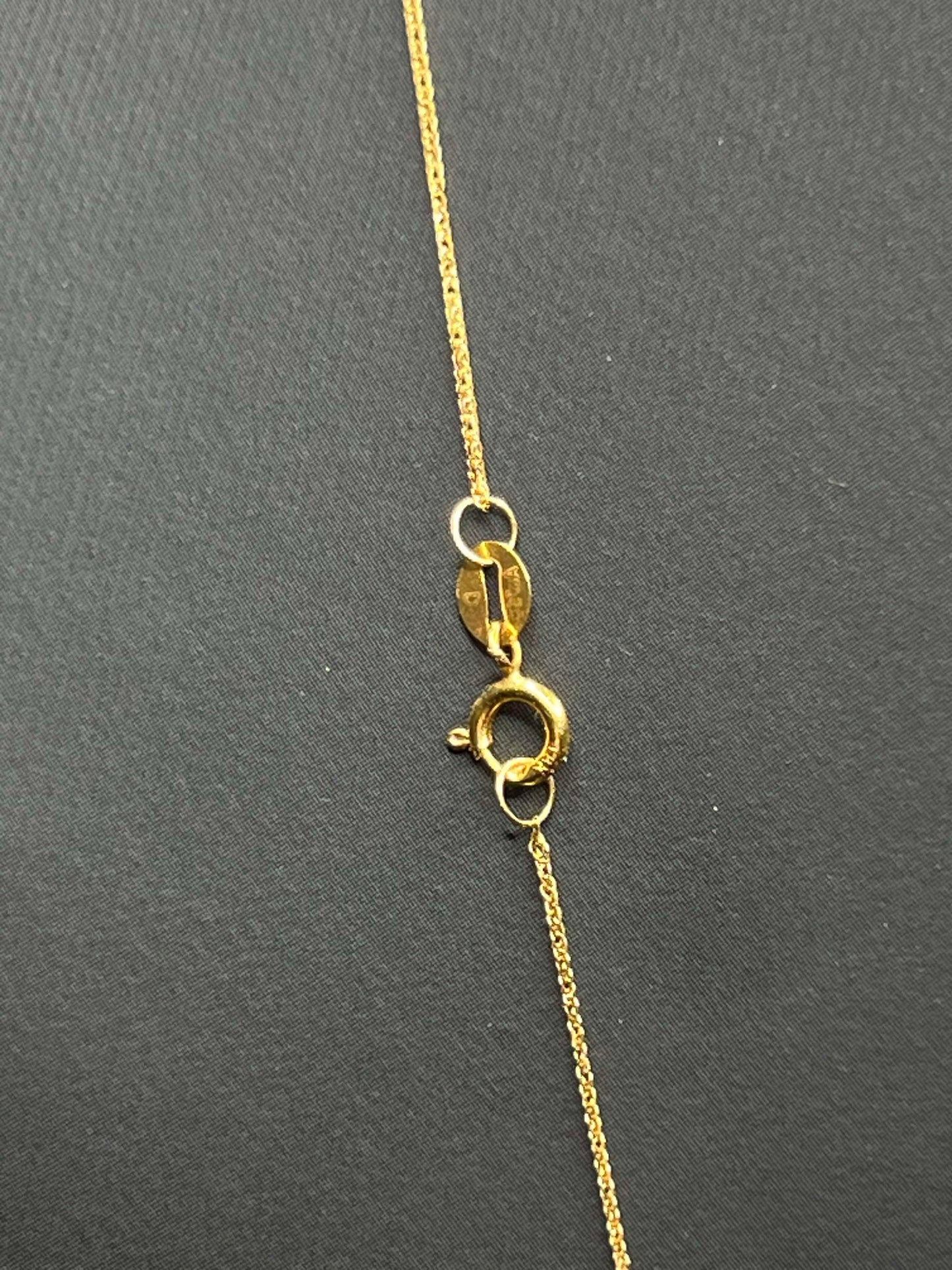 18Kt Gold White VNC Pendant