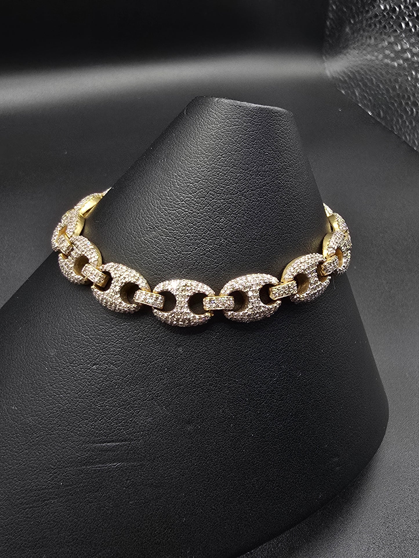10kt Gold 7.5" 8MM Diamond Braclete