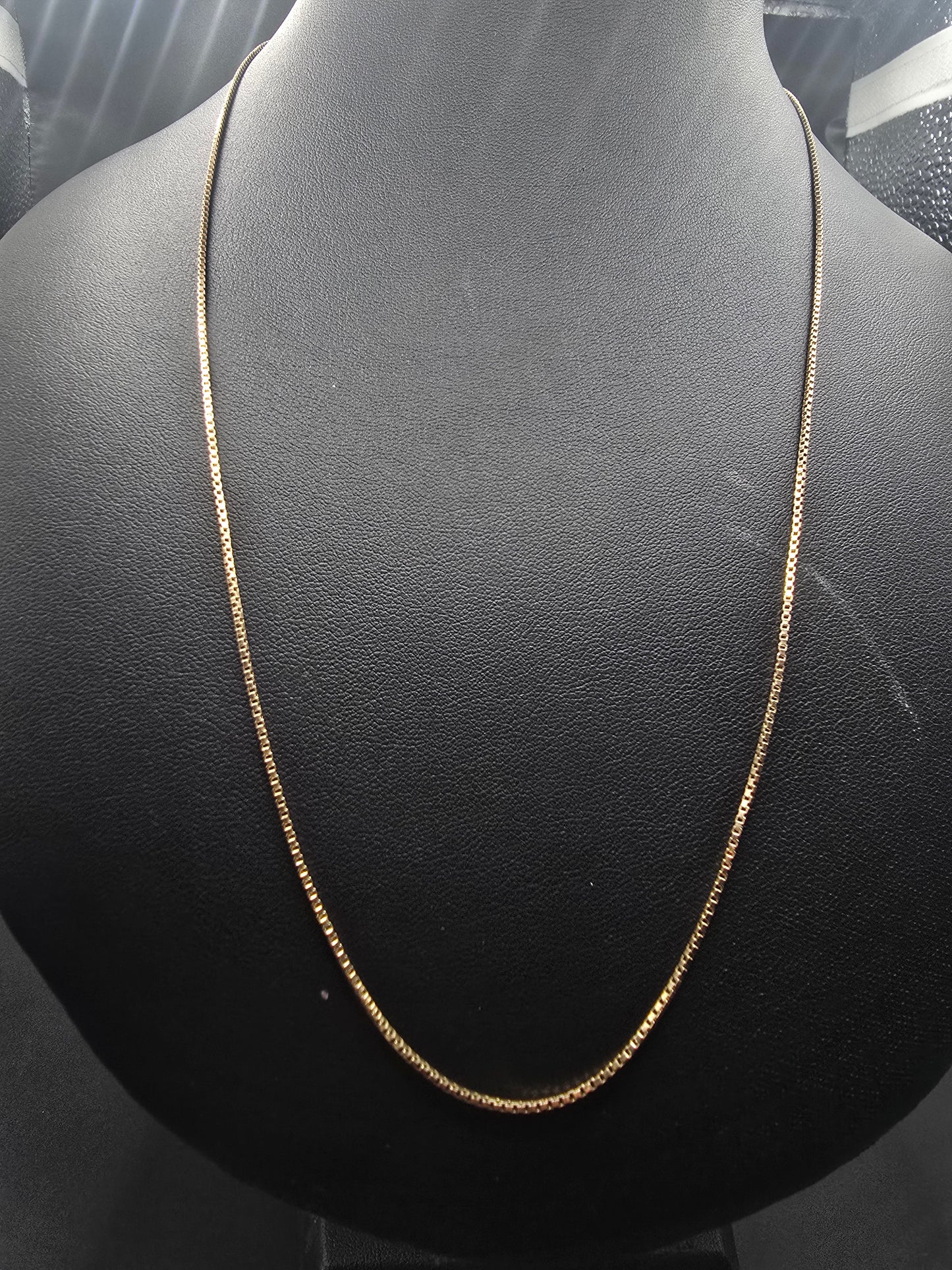 10kt Gold 24" 1mm Box Chain