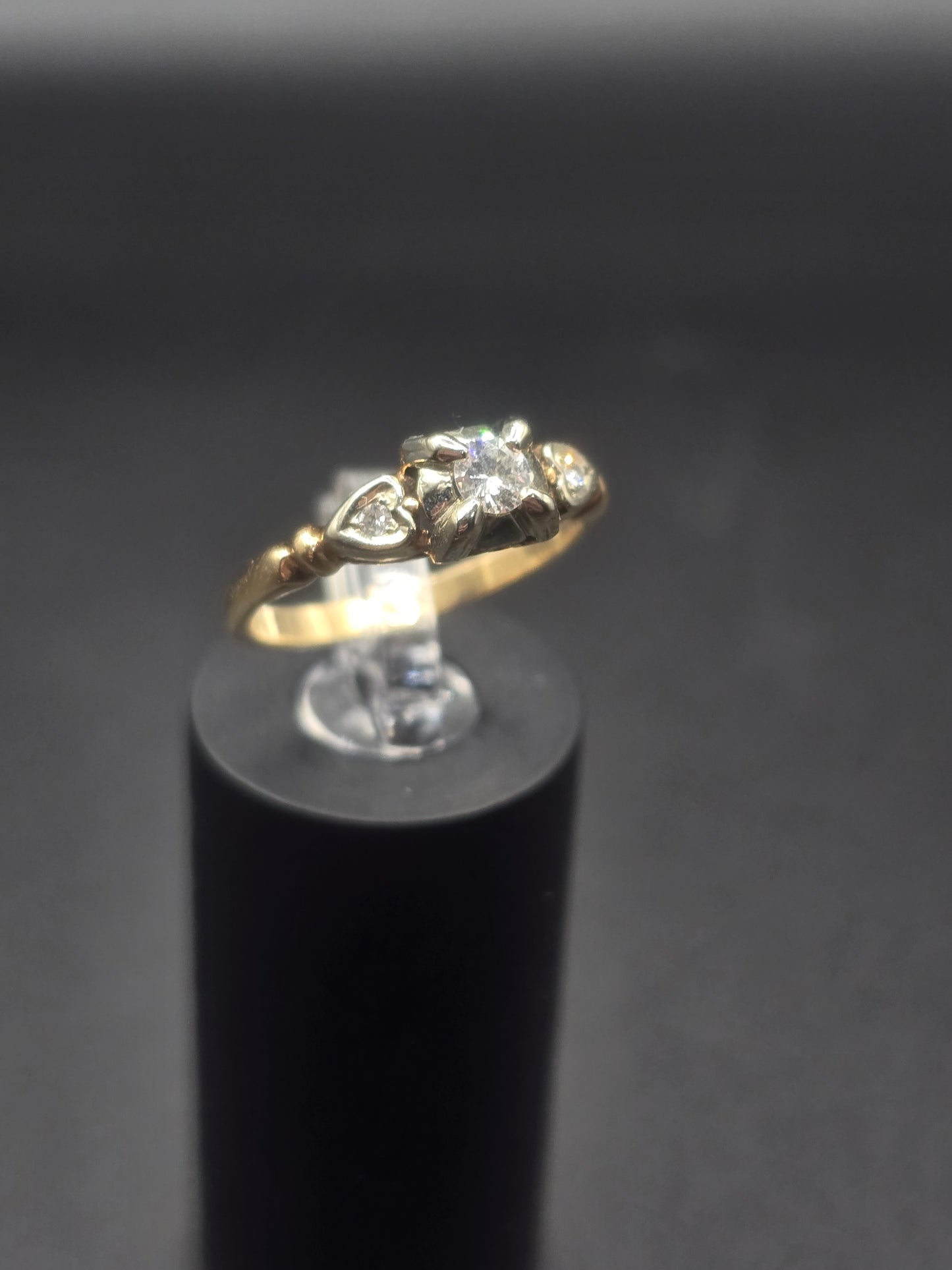 10Kt Gold Solitare Diamond Ring